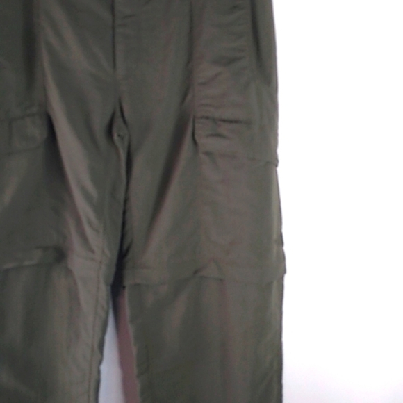 The North Face - Green Convertible Cargo Pant - Size Medium - Picture 2 of 9
